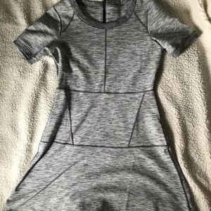 Athleta En Route Fit & Flare Dress Heather Gray Short Sleeve Crew Neck Zip